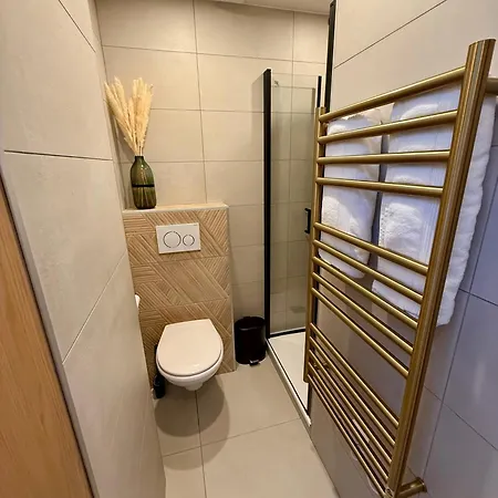 Calme & Elegance De Charme Proche Centre アパート エクスレバン