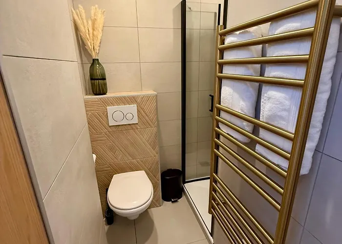 Calme & Elegance De Charme Proche Centre アパート エクスレバン